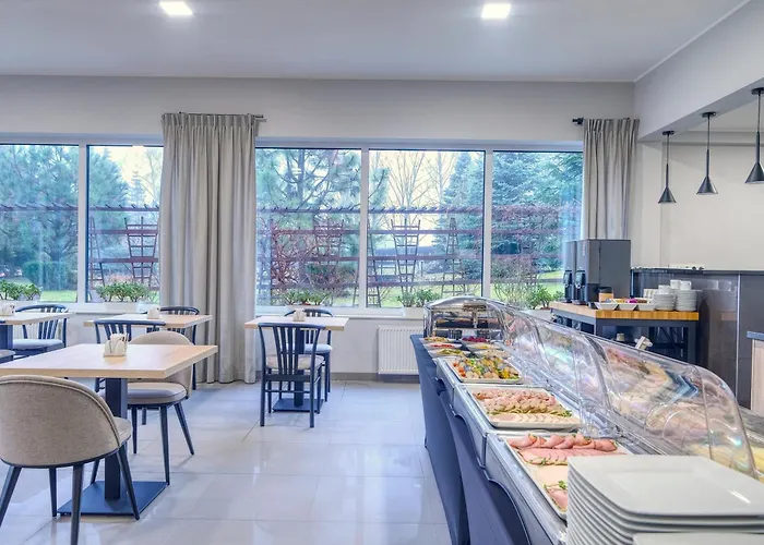 Lawendowy Dwor 住宿加早餐酒店 Pszczółki