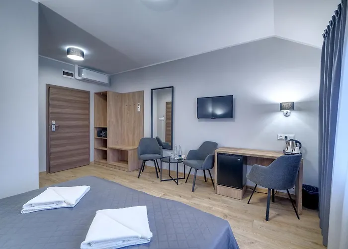 住宿加早餐酒店 Lawendowy Dwor Pszczółki